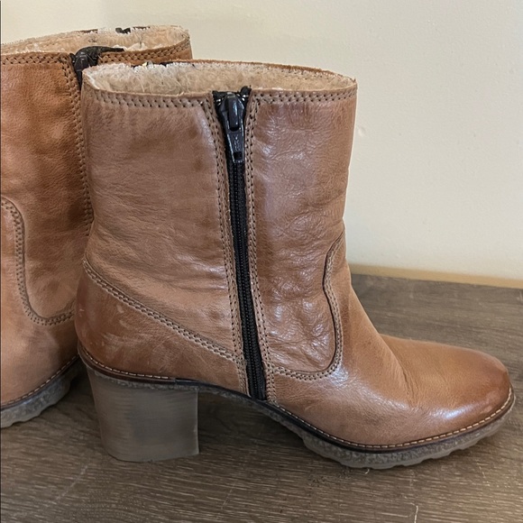 Hush Puppies Brown Leather Heeled Boots - Picture 11 of 12